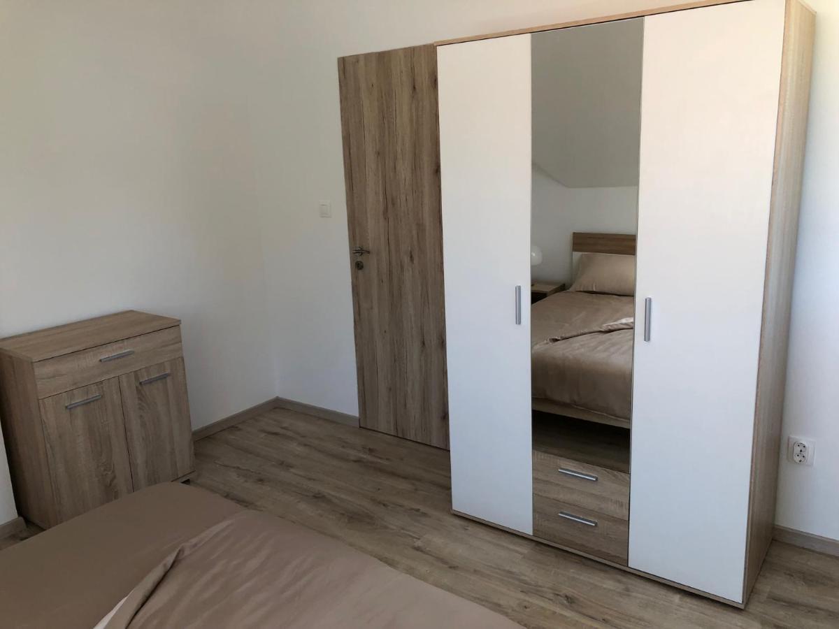 Pupos Apartman Сіглігет Екстер'єр фото